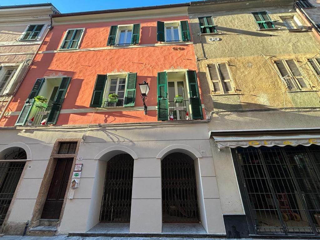 Loano Centro Storico Appartamento Loft Con Parcheggioprivatogratuito Εξωτερικό φωτογραφία
